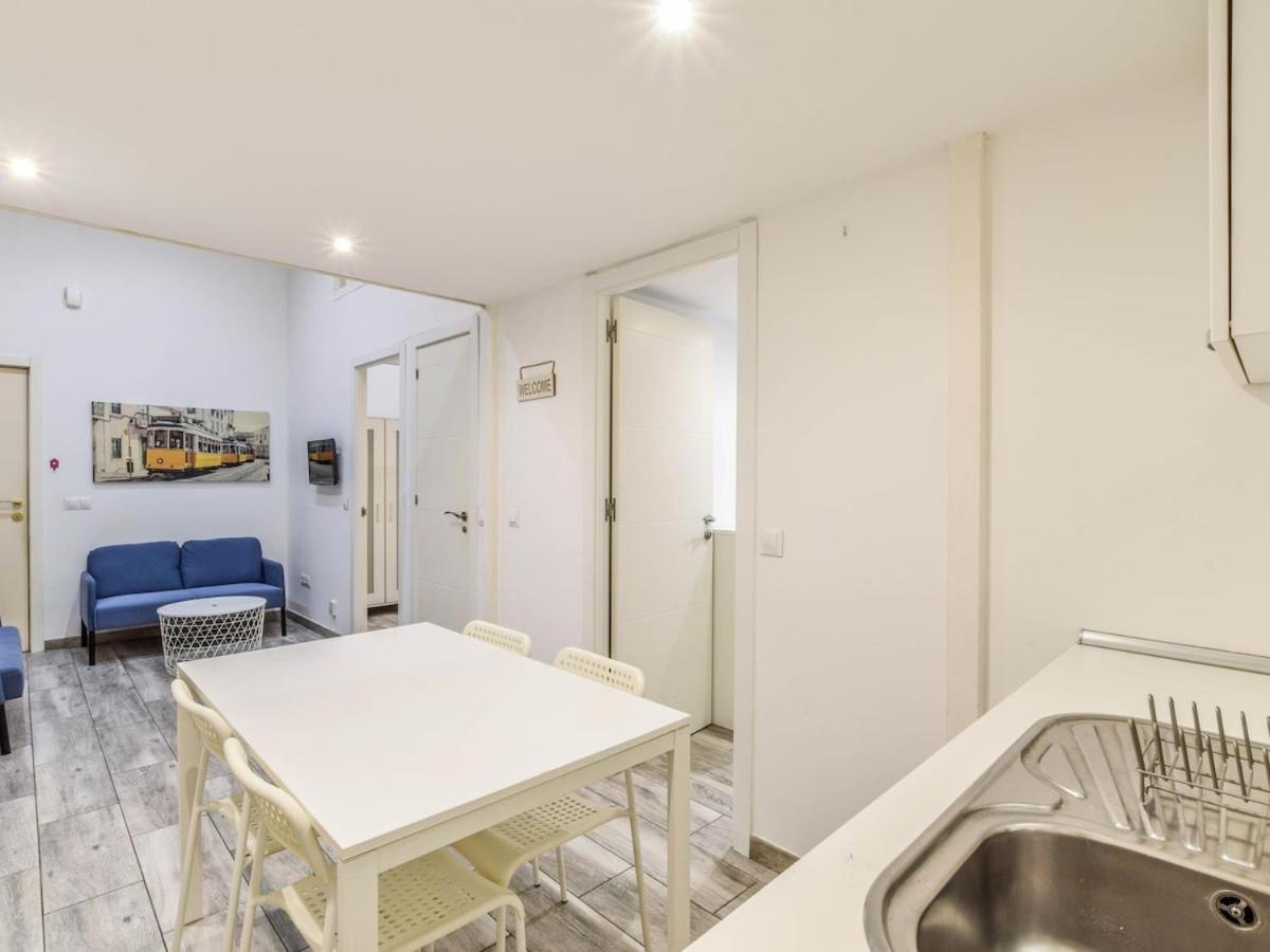 Apartament En Cuatro Caminos 6 Personas Alquiler Temporal *